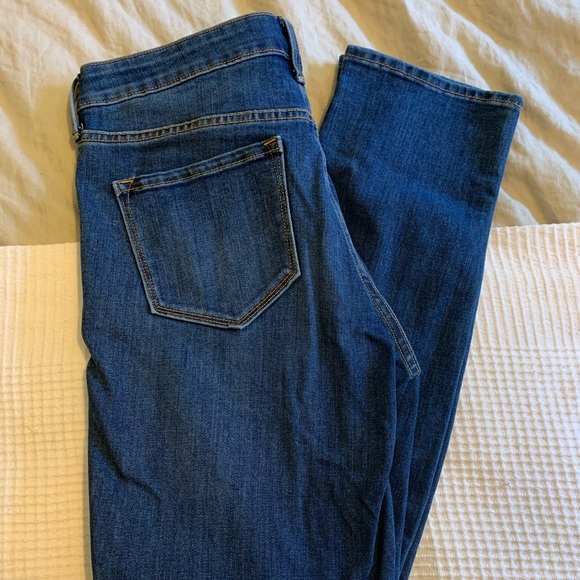 Jeans - Picture 8 of 9